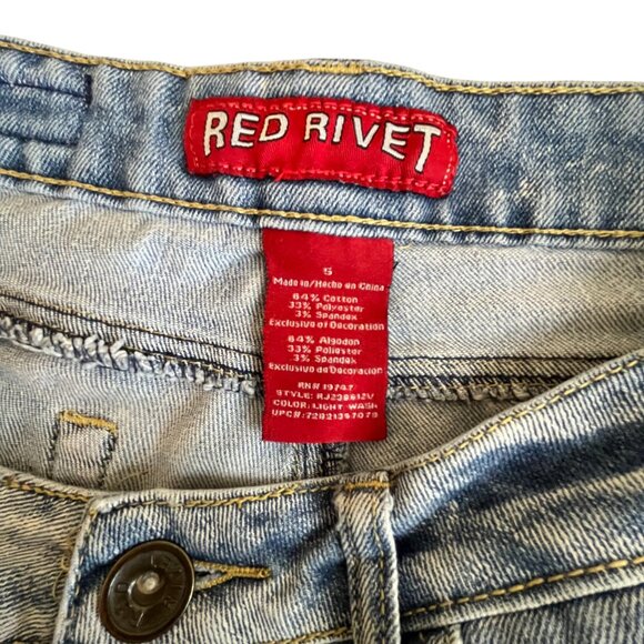 Red Vivet Junior Jean Shorts Low Rise Distressed (Sz5 W30) - Picture 10 of 13